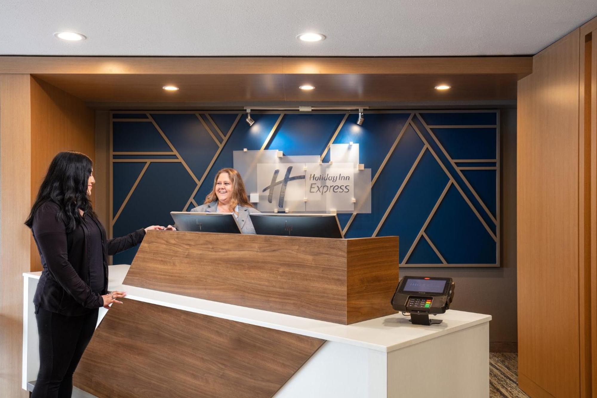 Holiday Inn Express Bothell By Ihg Dış mekan fotoğraf